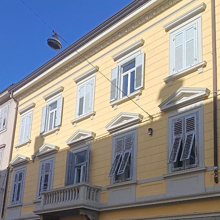 Loving My Rooms 1 - Deliziosa Mansarda In Centro Gorizia Buitenkant foto