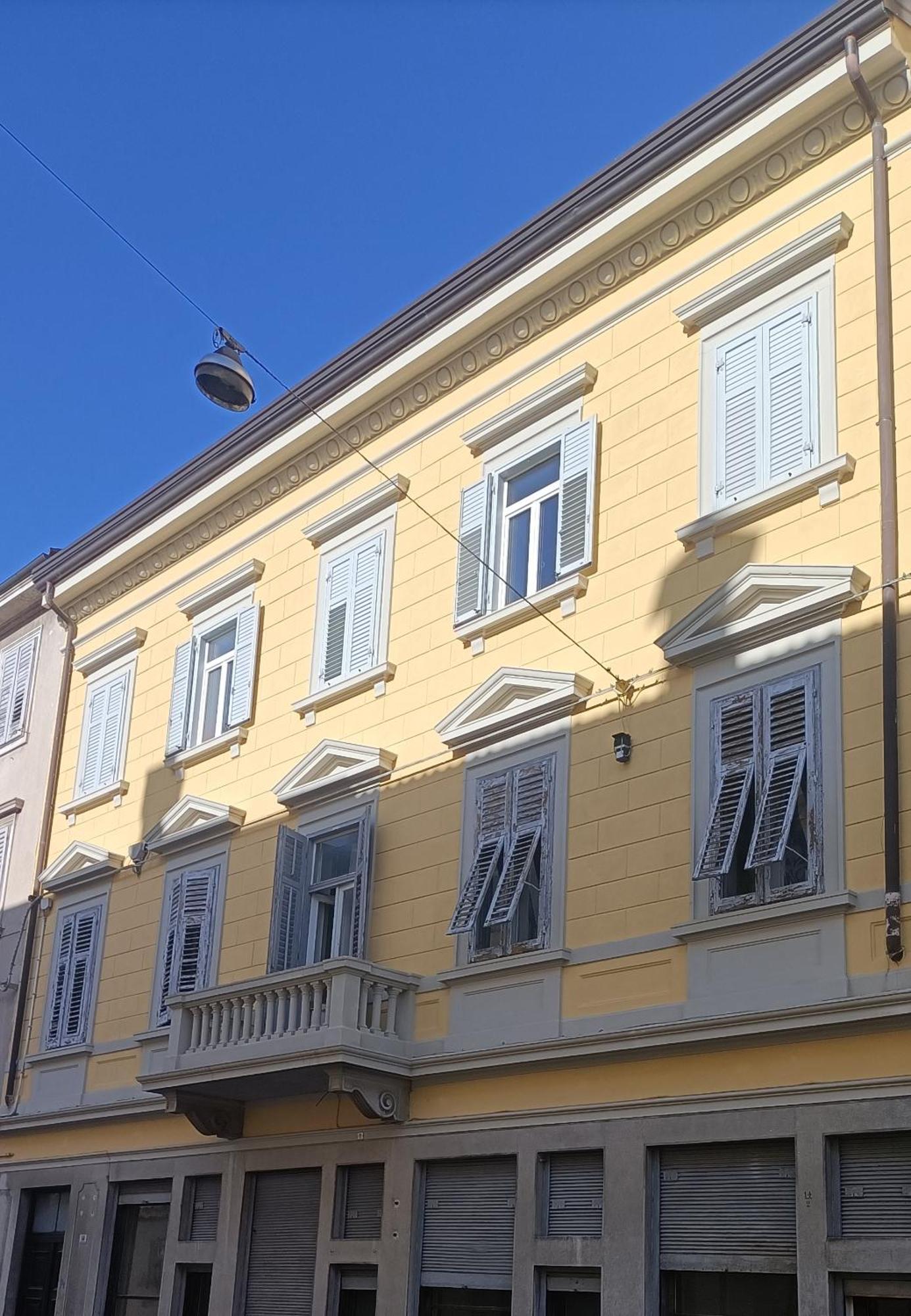 Loving My Rooms 1 - Deliziosa Mansarda In Centro Gorizia Buitenkant foto